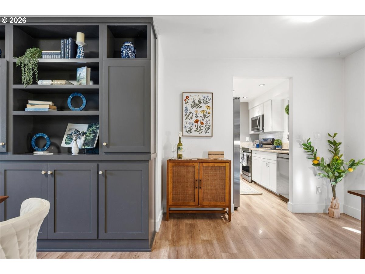 18914 LONGFELLOW AVE