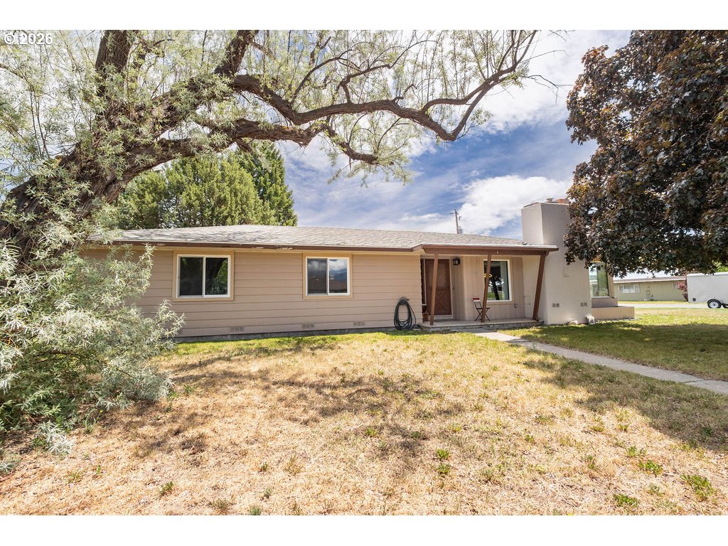 3300 9TH DR