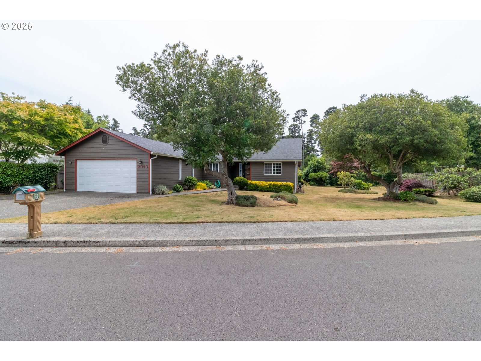 Florence, Oregon 97439, United States, 3 Bedrooms Bedrooms, ,2 BathroomsBathrooms,Residential,Active,157943