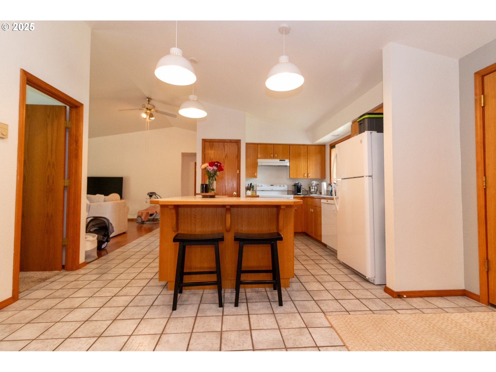 Florence, Oregon 97439, United States, 3 Bedrooms Bedrooms, ,2 BathroomsBathrooms,Residential,Active,157943