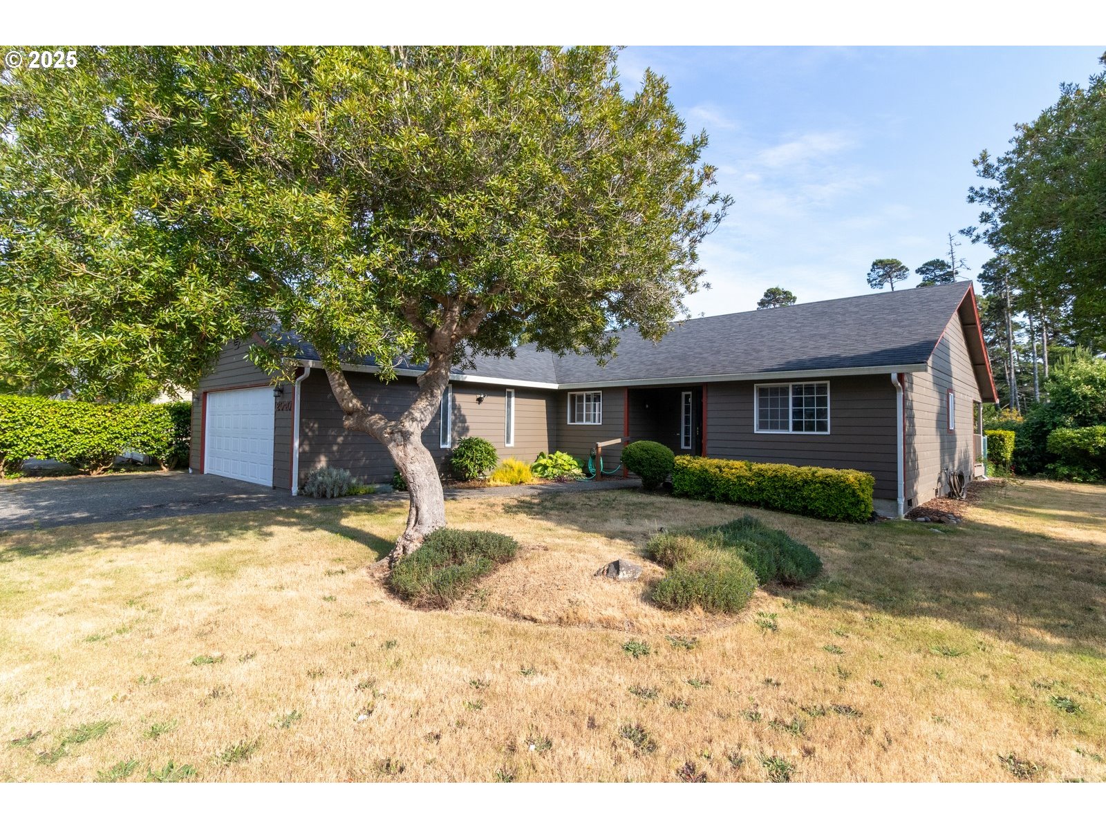 Florence, Oregon 97439, United States, 3 Bedrooms Bedrooms, ,2 BathroomsBathrooms,Residential,Active,157943