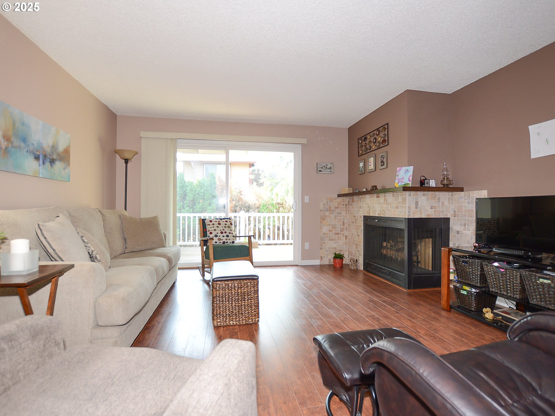 Portland, Oregon 97230, United States, 3 Bedrooms Bedrooms, ,2 BathroomsBathrooms,Residential,Pending,13011