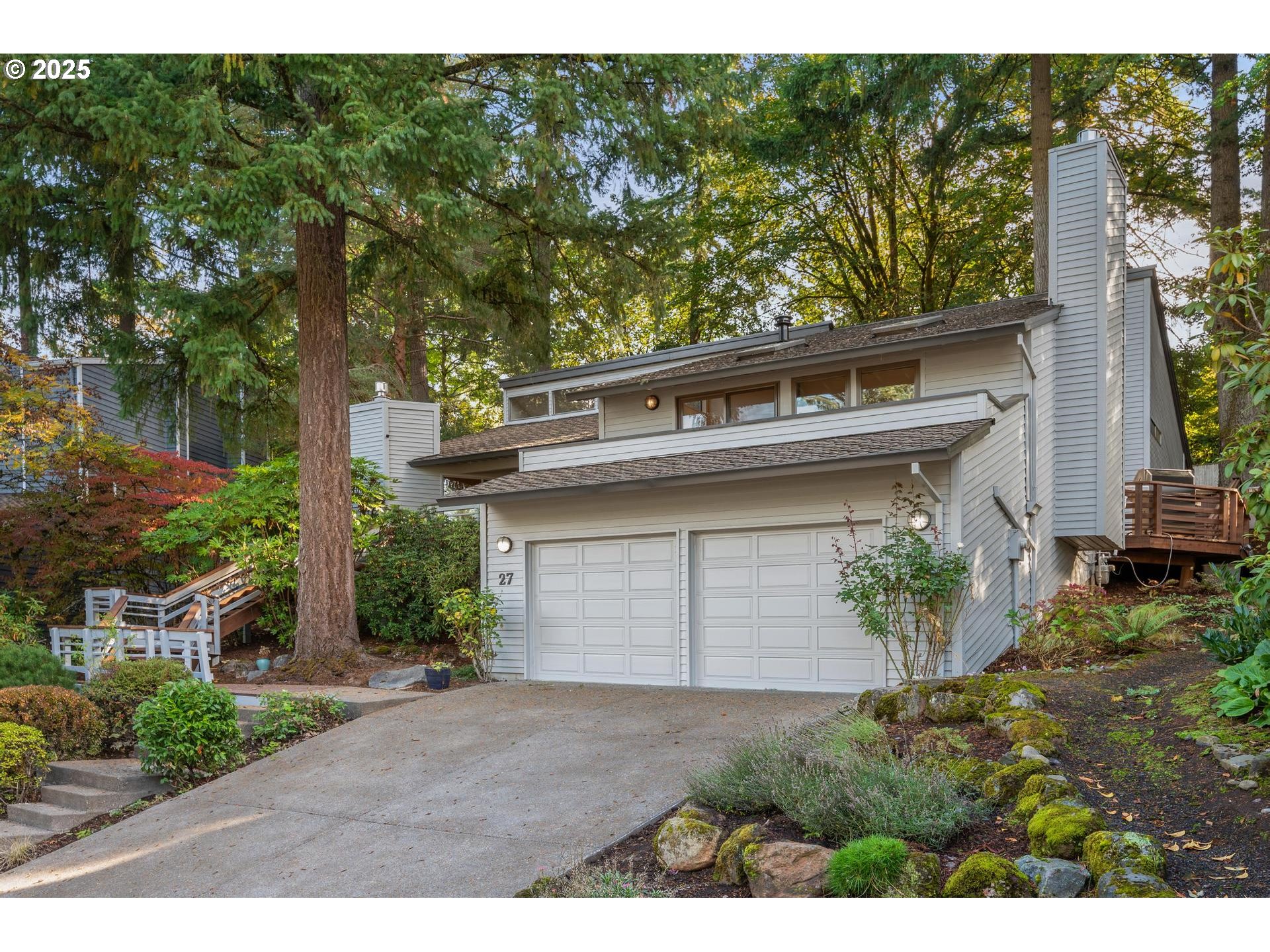 27 PARTRIDGE LN
