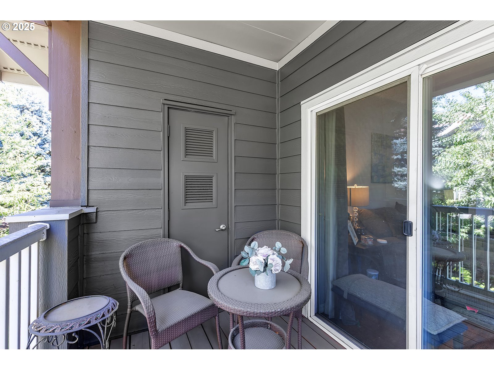 Vancouver, Washington 98664, United States, 2 Bedrooms Bedrooms, ,2 BathroomsBathrooms,Residential,Active,196935