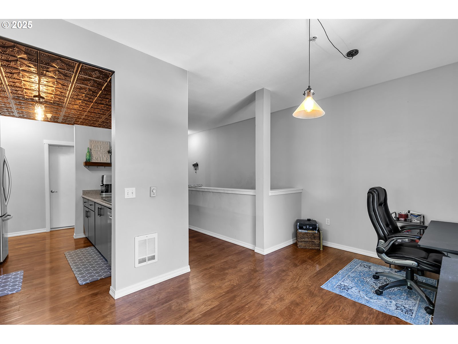 Vancouver, Washington 98664, United States, 2 Bedrooms Bedrooms, ,2 BathroomsBathrooms,Residential,Active,196935