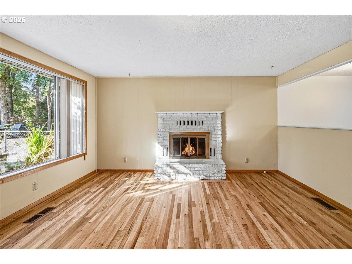 33209 SW DAY ST