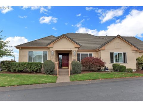 3328 Lakemont DR Eugene OR 97408