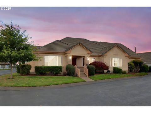 3328 Lakemont DR Eugene OR 97408