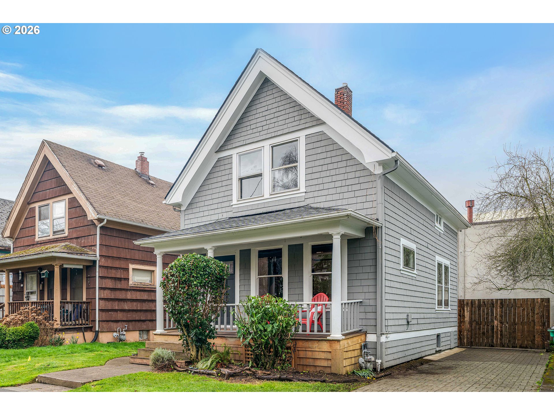 536 NE SAN RAFAEL ST