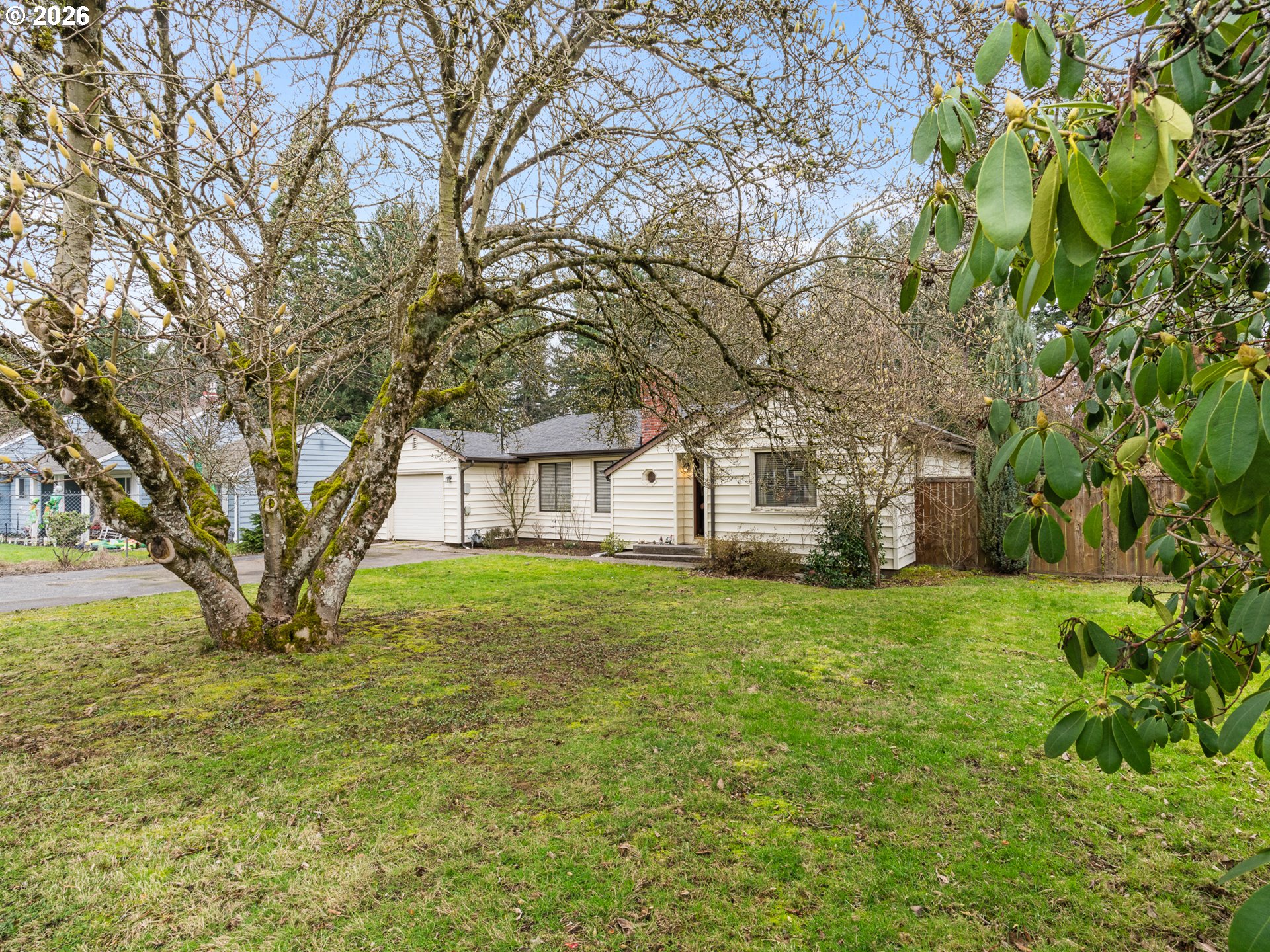 10002 SE HOLLYWOOD AVE