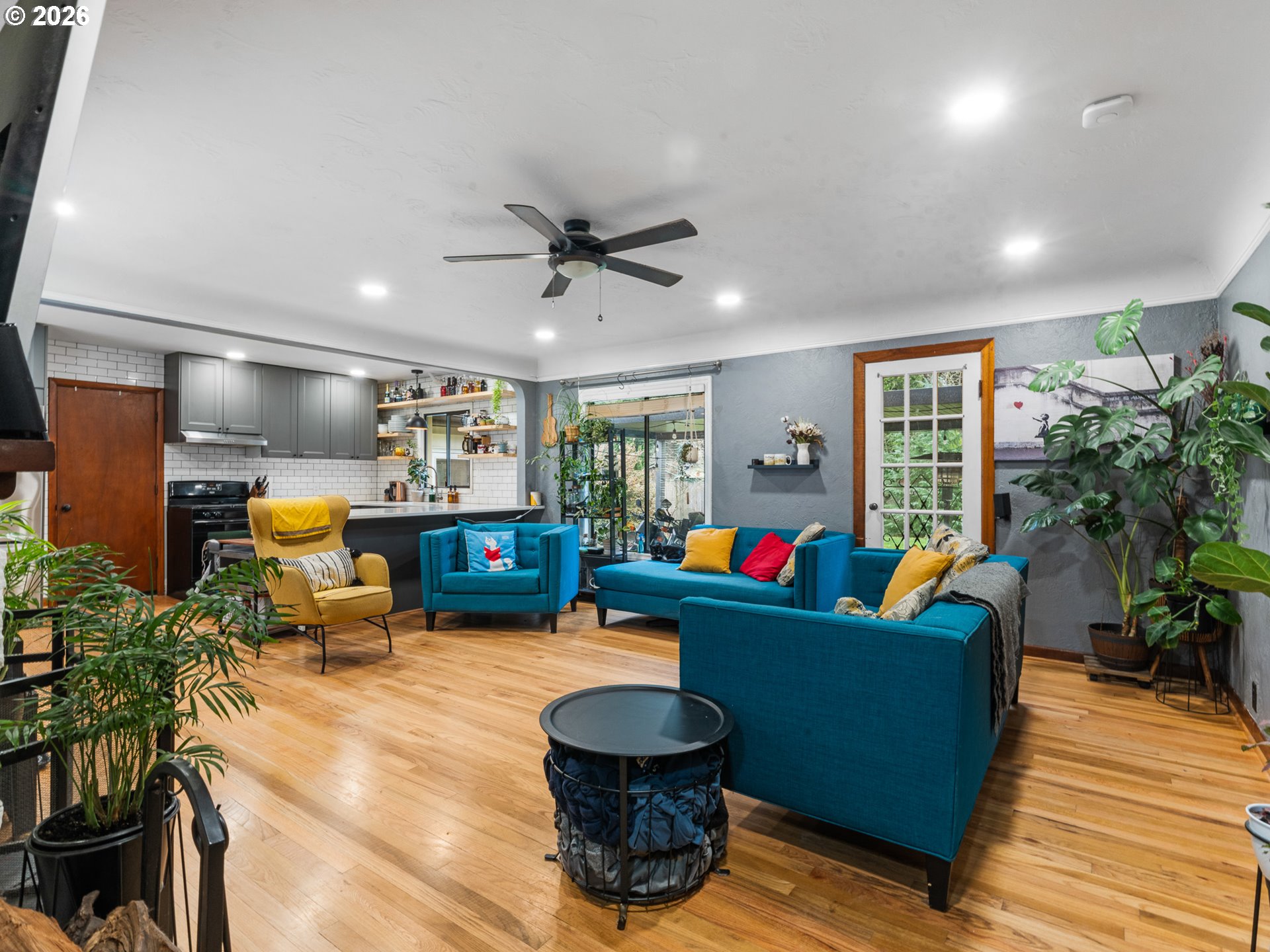 10002 SE HOLLYWOOD AVE