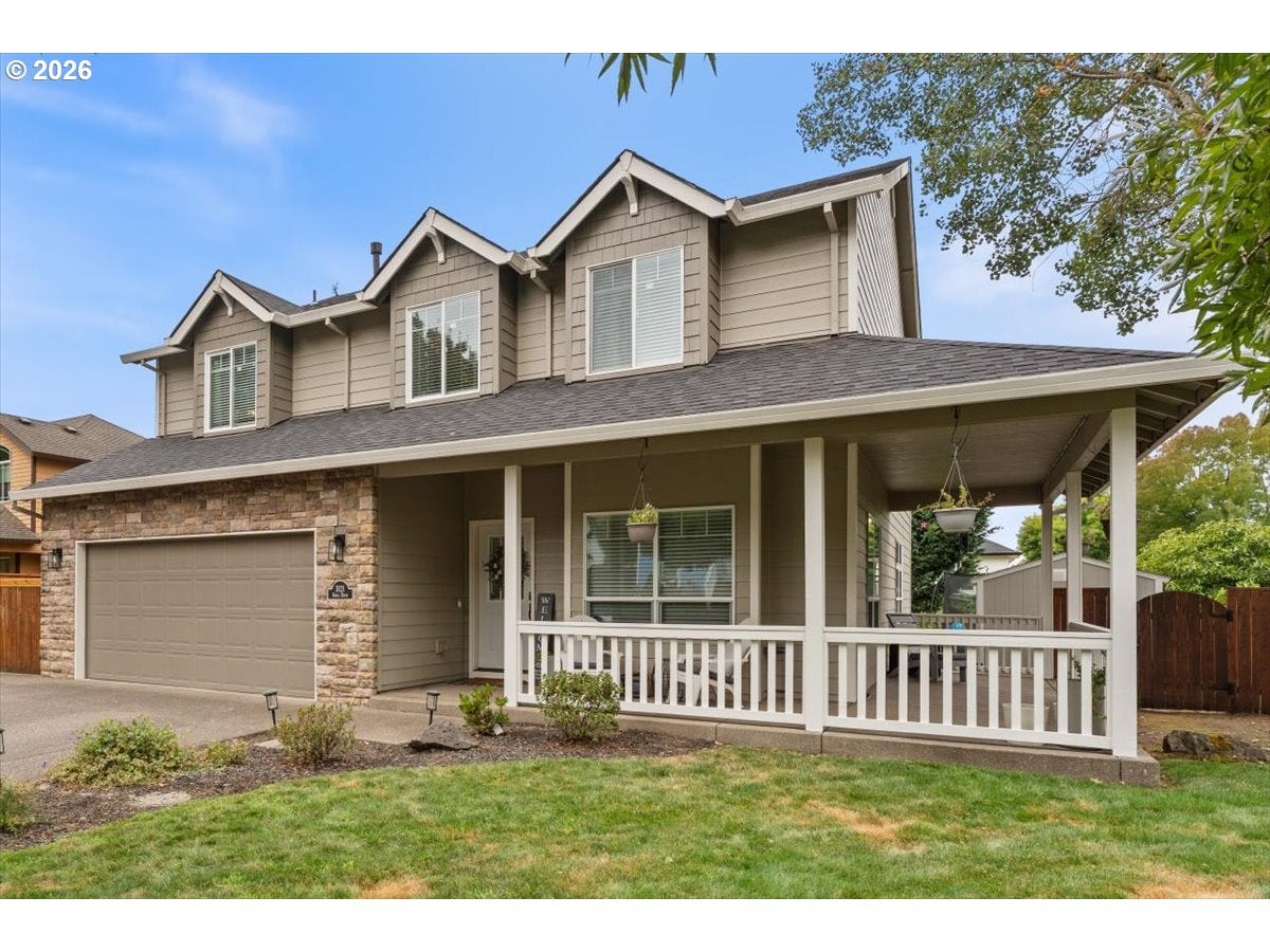 3121 N KNOLL DR