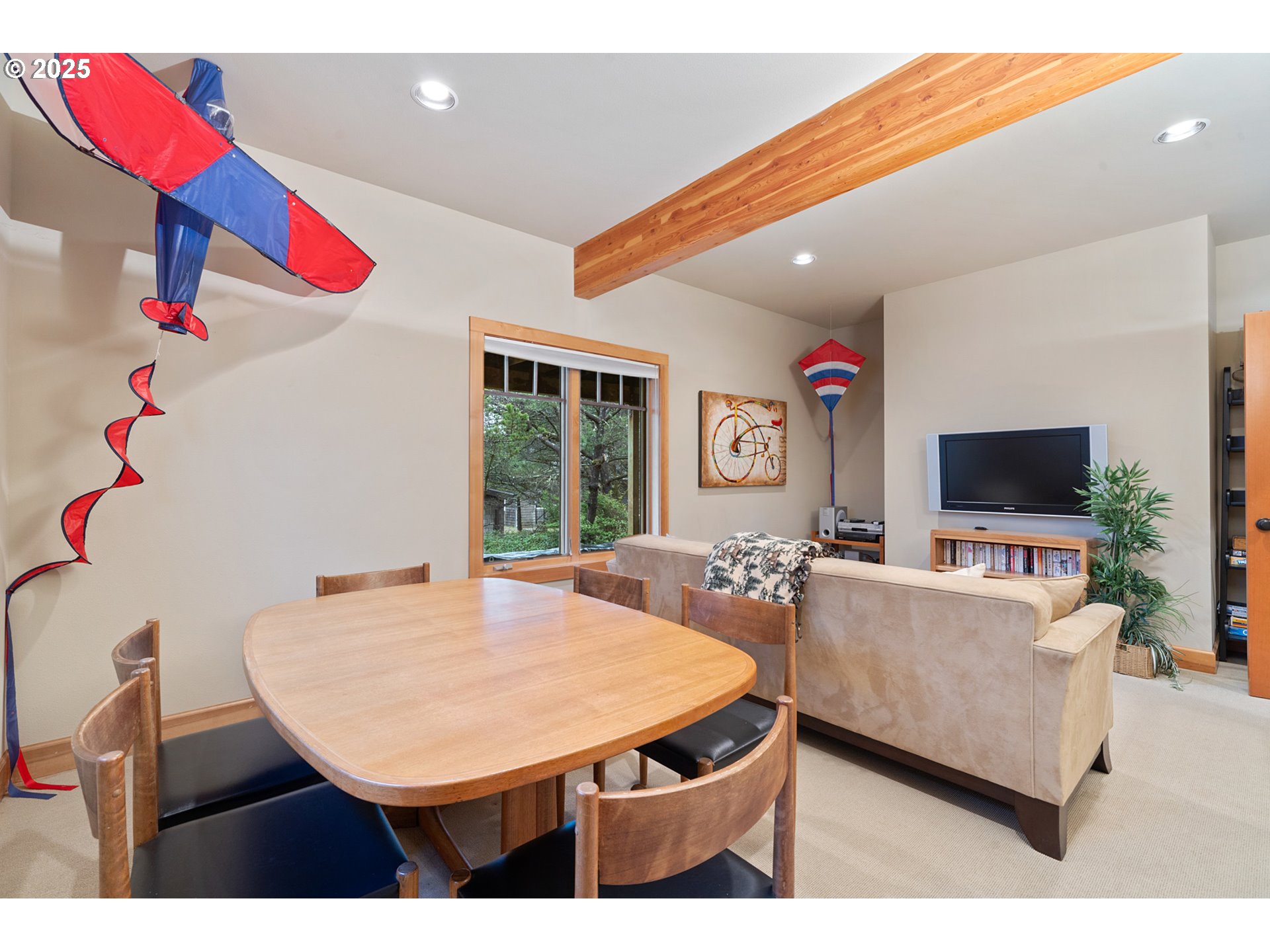 Manzanita, Oregon 97130, United States, 3 Bedrooms Bedrooms, ,3 BathroomsBathrooms,Residential,Pending,105929