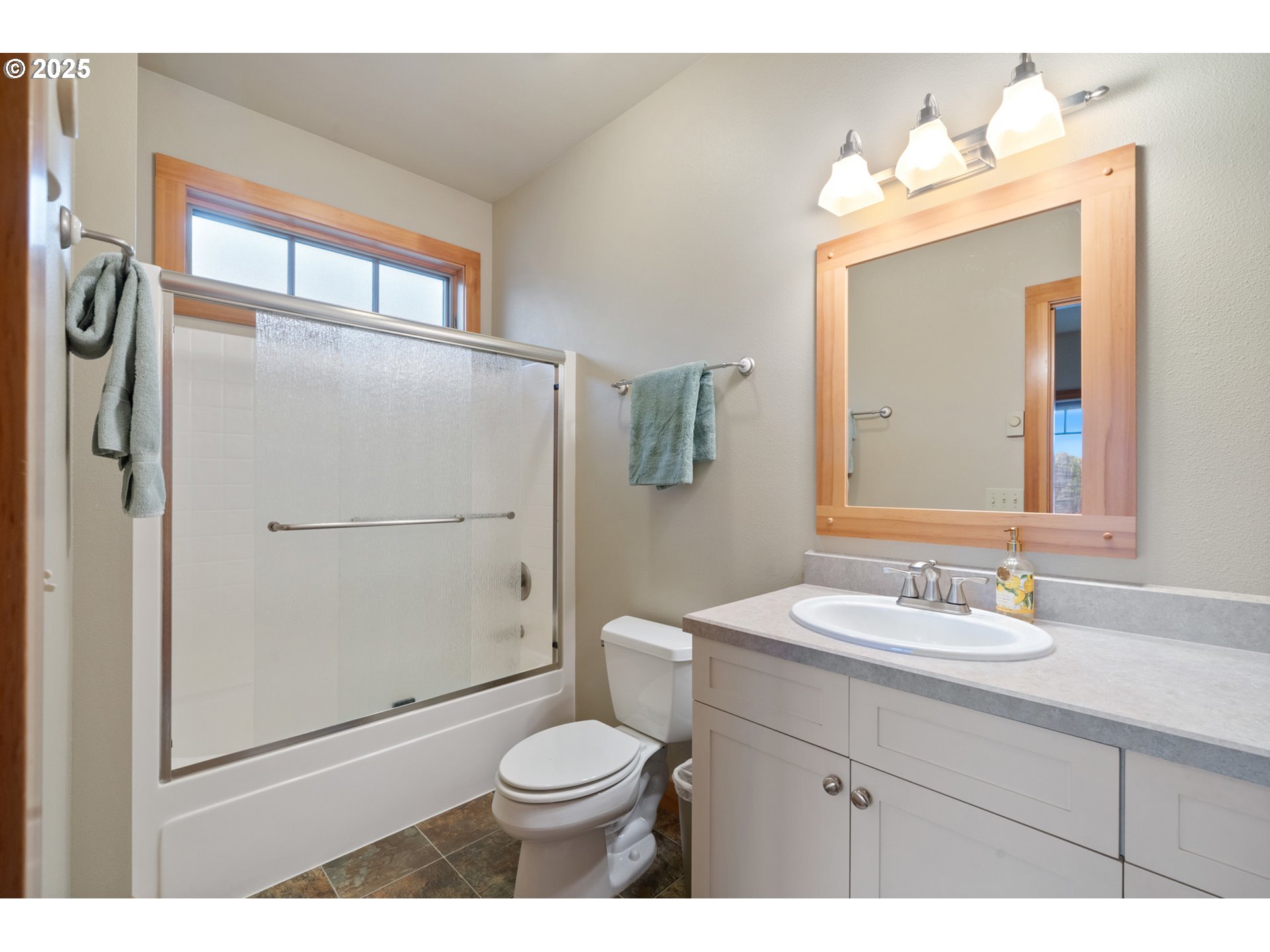 Manzanita, Oregon 97130, United States, 3 Bedrooms Bedrooms, ,3 BathroomsBathrooms,Residential,Pending,105929