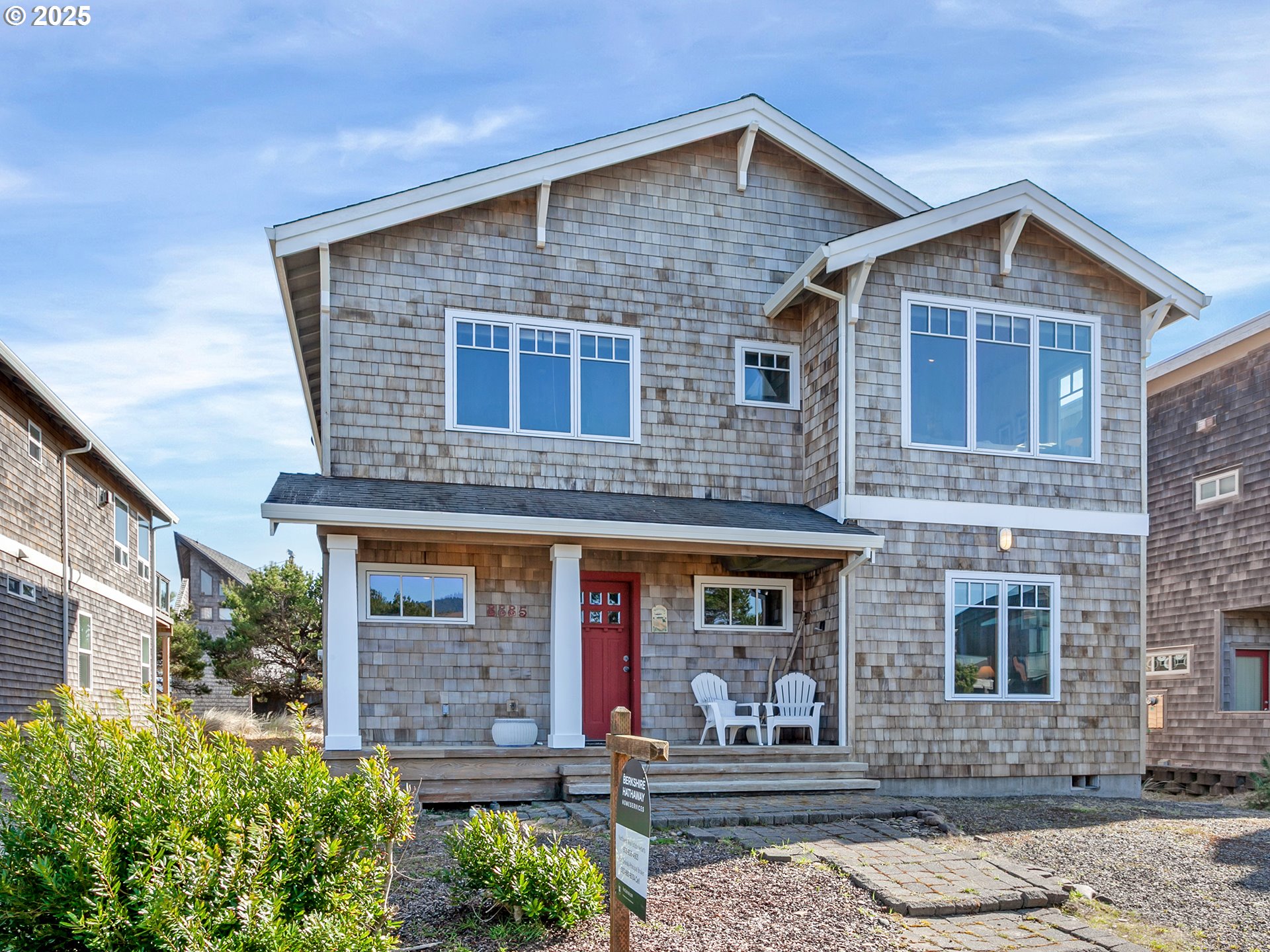 Manzanita, Oregon 97130, United States, 3 Bedrooms Bedrooms, ,3 BathroomsBathrooms,Residential,Pending,105929