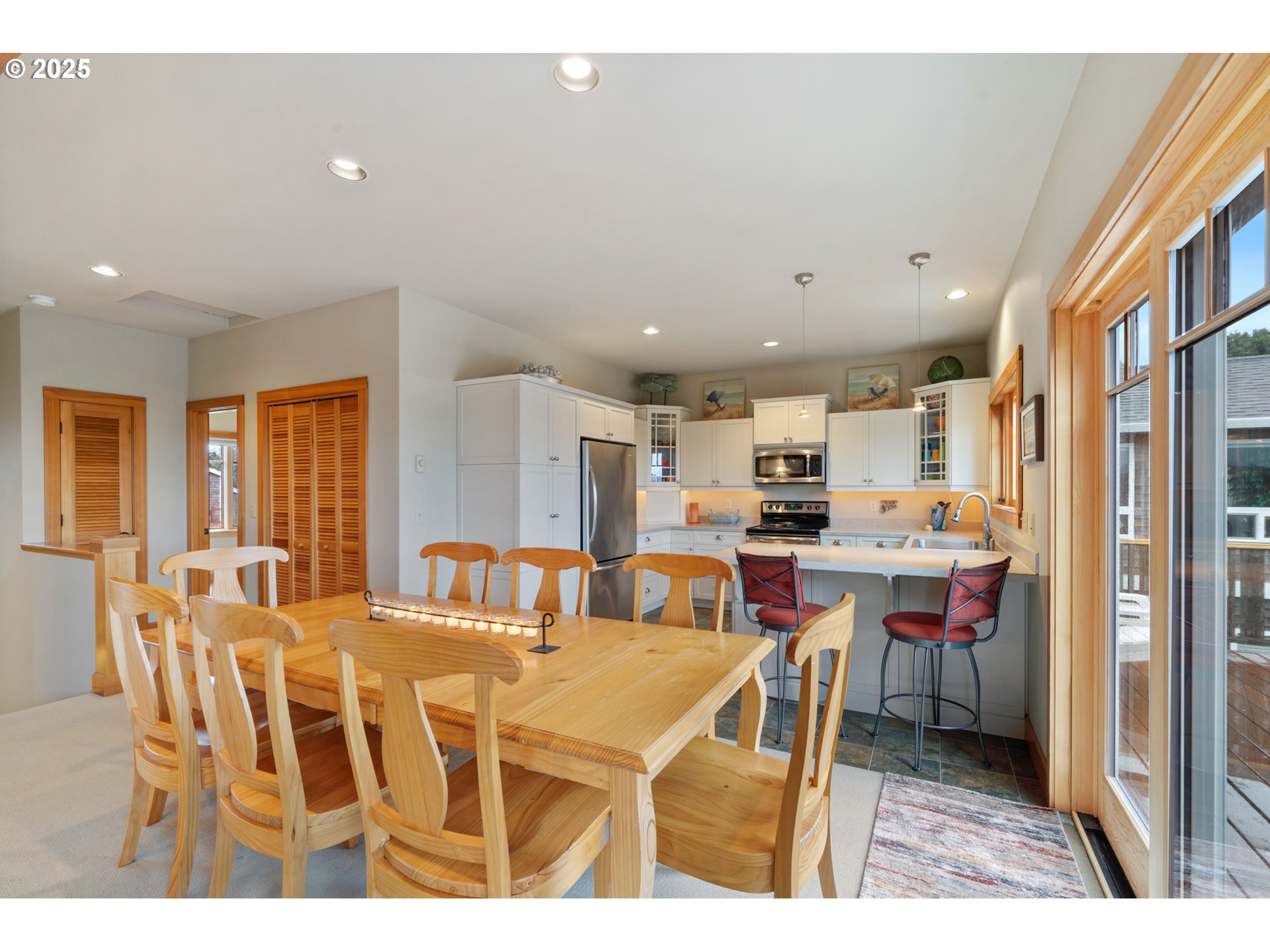 Manzanita, Oregon 97130, United States, 3 Bedrooms Bedrooms, ,3 BathroomsBathrooms,Residential,Pending,105929