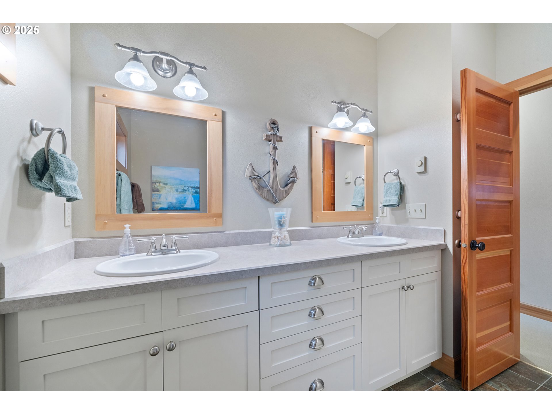 Manzanita, Oregon 97130, United States, 3 Bedrooms Bedrooms, ,3 BathroomsBathrooms,Residential,Pending,105929