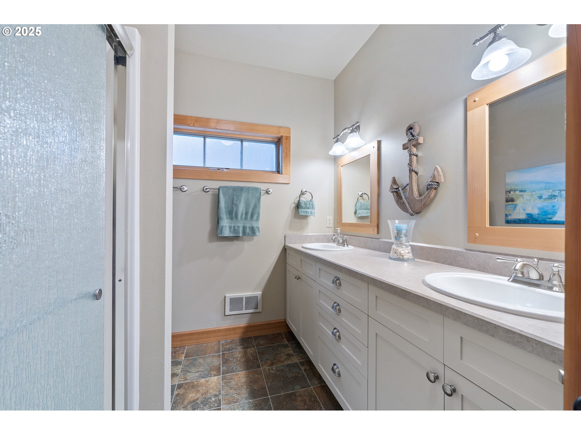 Manzanita, Oregon 97130, United States, 3 Bedrooms Bedrooms, ,3 BathroomsBathrooms,Residential,Pending,105929