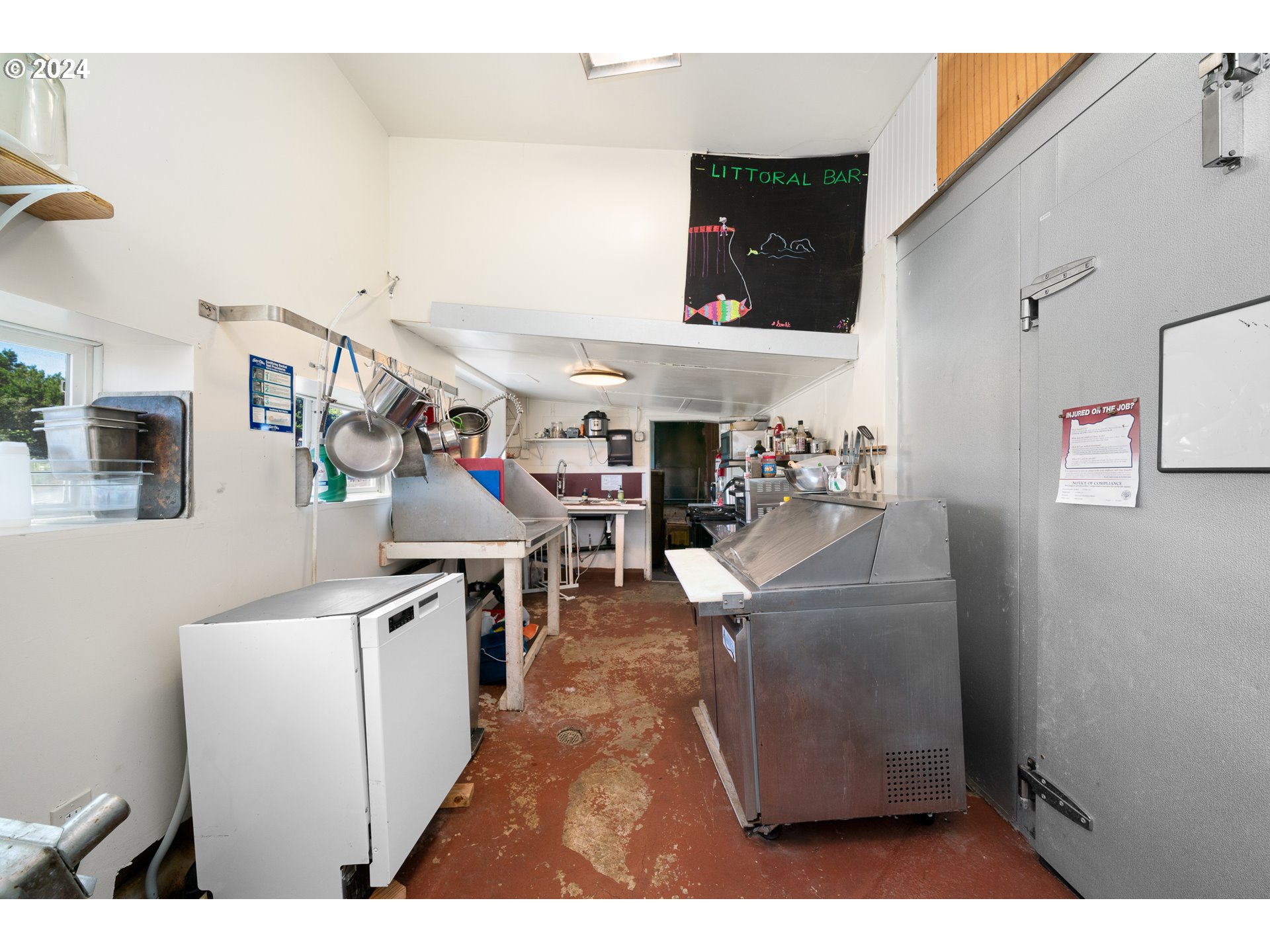 Rockaway Beach, Oregon 97136, United States, ,Commercial,Active,52840