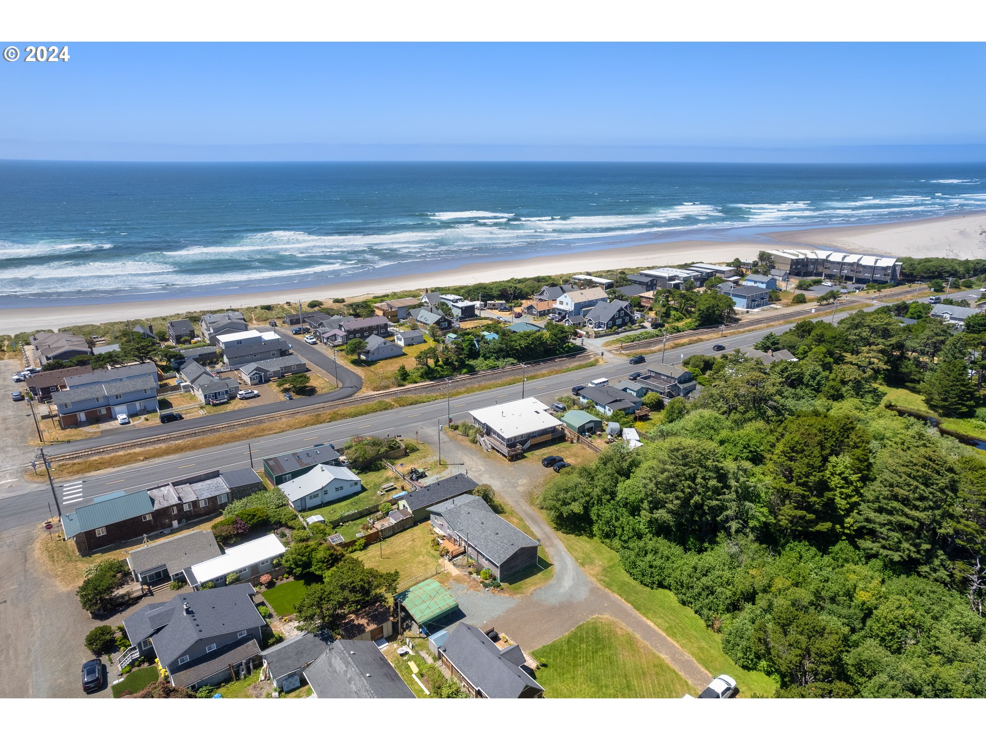 Rockaway Beach, Oregon 97136, United States, ,Commercial,Active,52840
