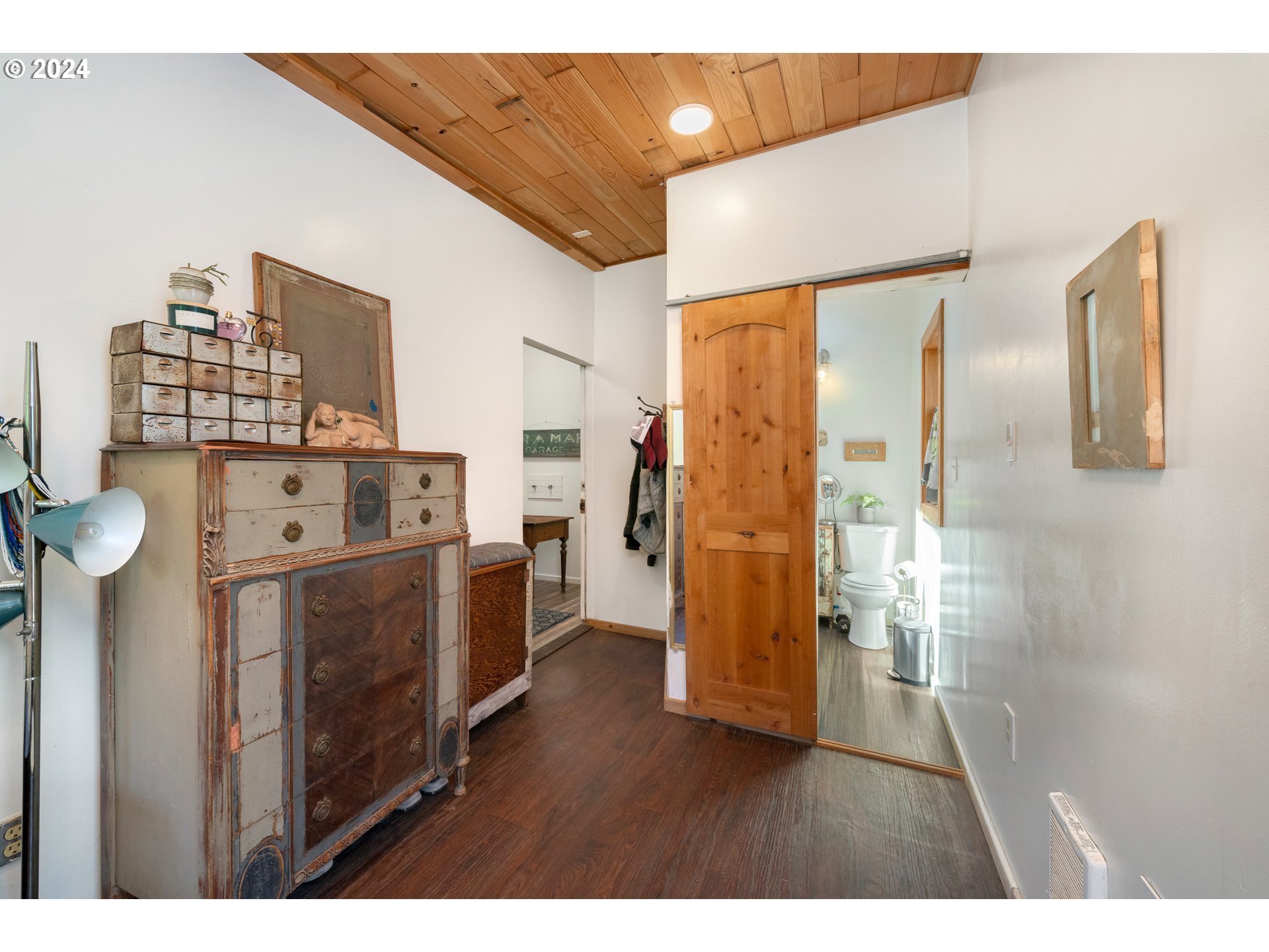 Rockaway Beach, Oregon 97136, United States, ,Commercial,Active,52840