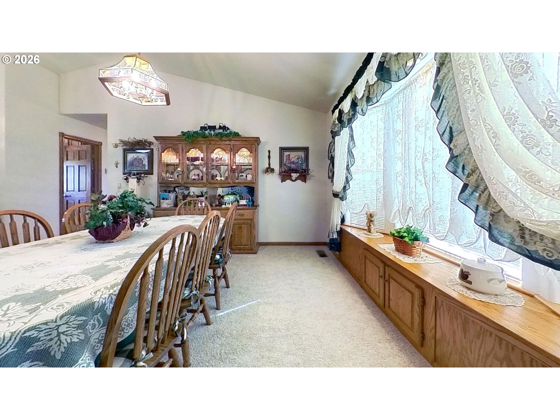 Picture for the property 604877331, 3 beds, 3 baths