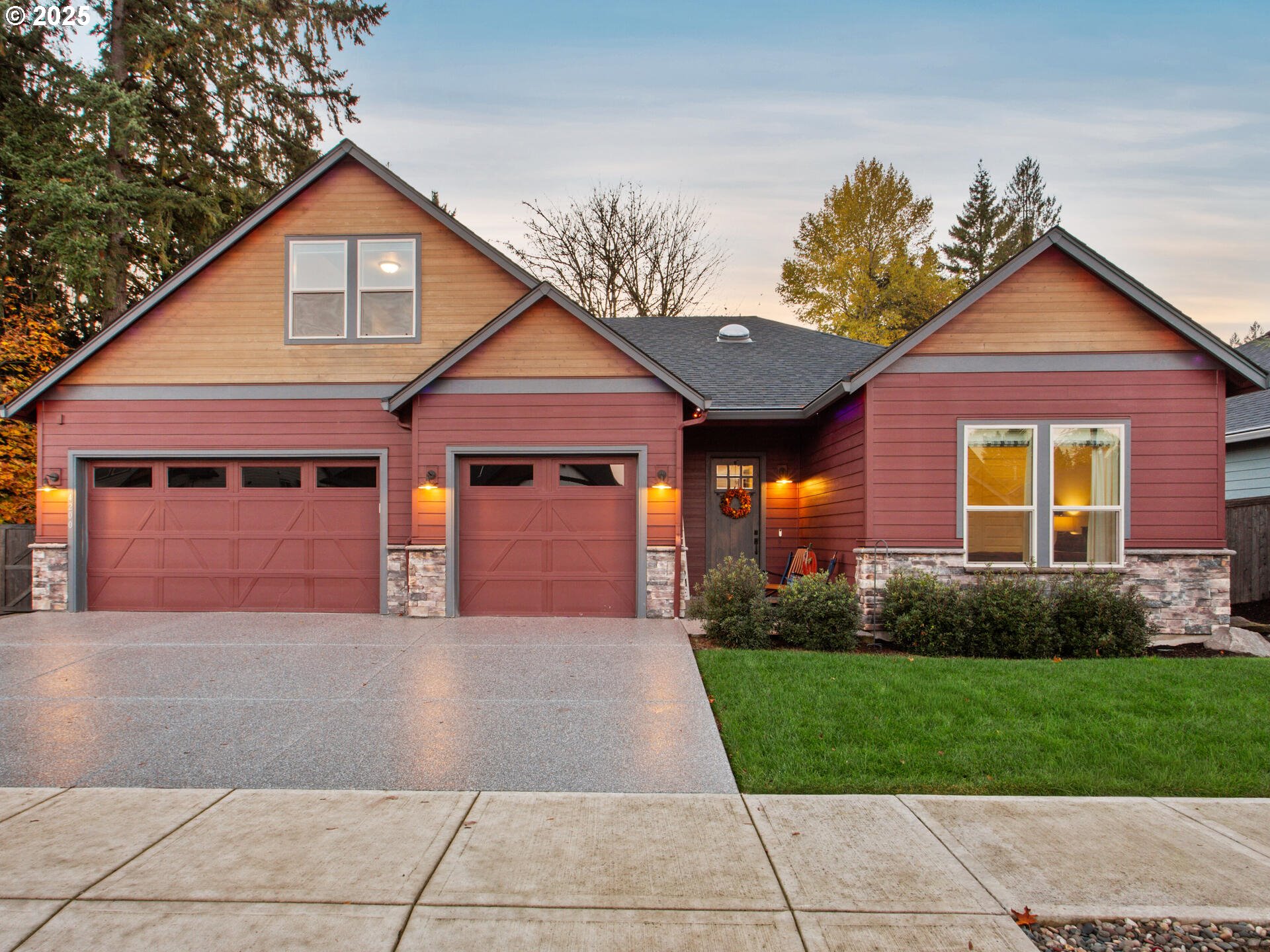 Brush Prairie, Washington 98606, United States, 3 Bedrooms Bedrooms, ,3 BathroomsBathrooms,Residential,Active,236967