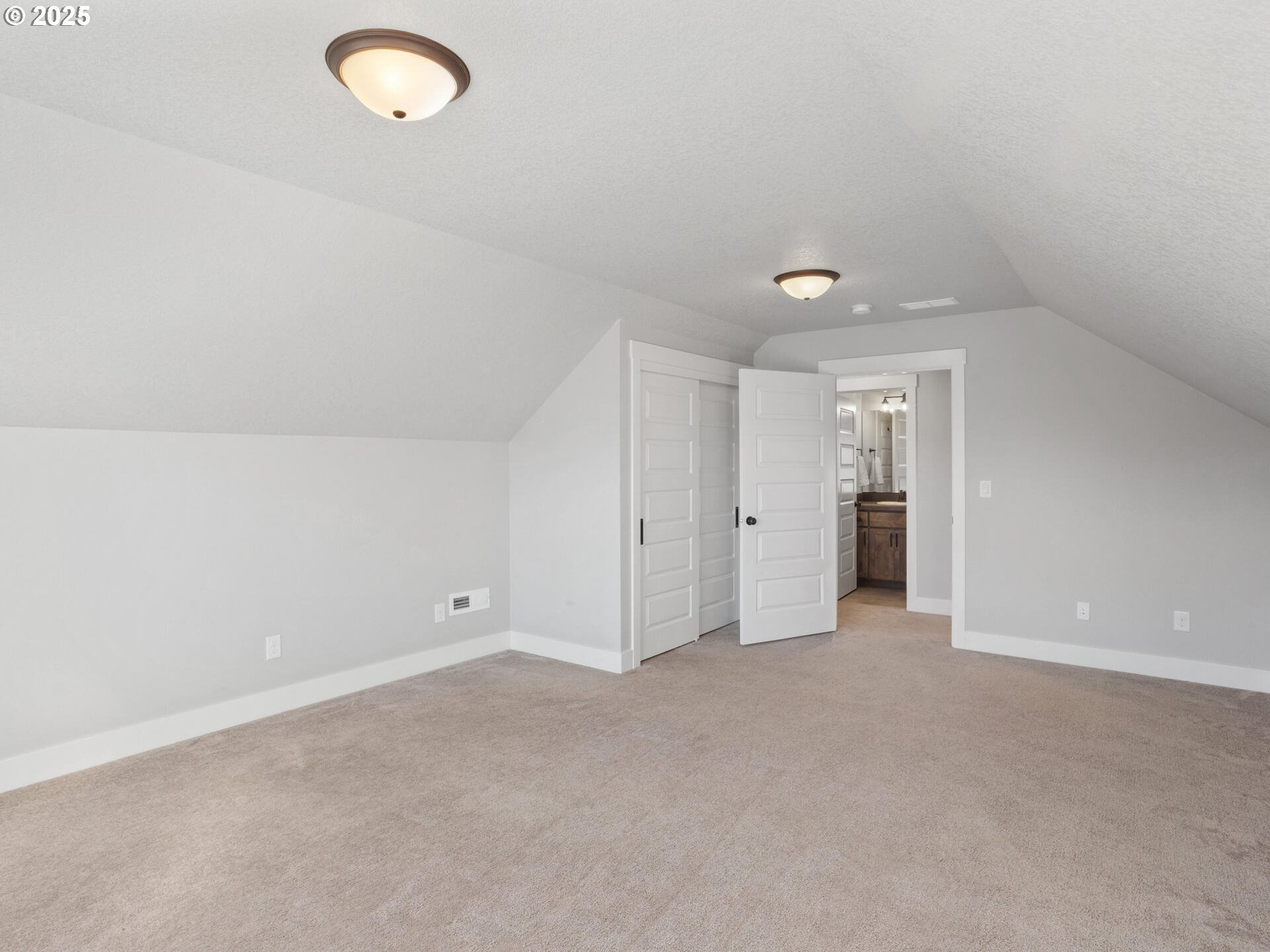 Brush Prairie, Washington 98606, United States, 3 Bedrooms Bedrooms, ,3 BathroomsBathrooms,Residential,Active,236967