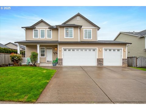 213 E 15TH PL La Center WA 98629