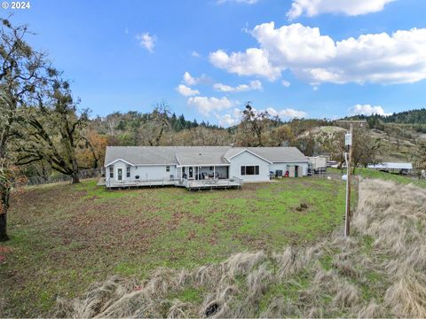 A home in Roseburg