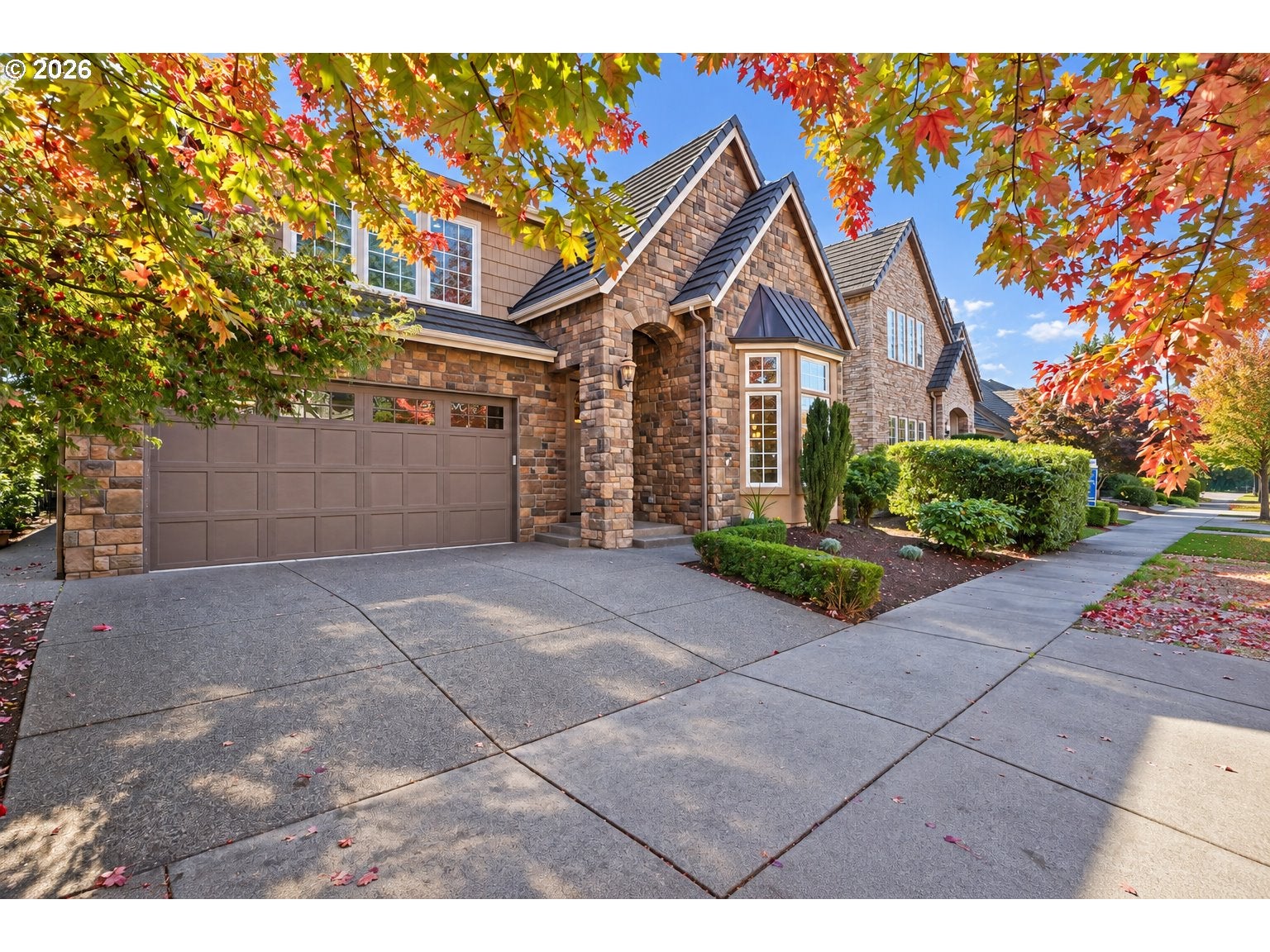 2240 TURNBERRY CT