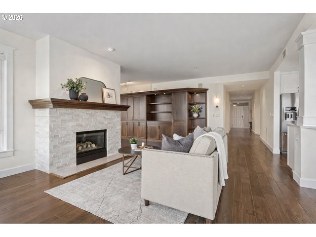 5421 SE SCENIC LN 101