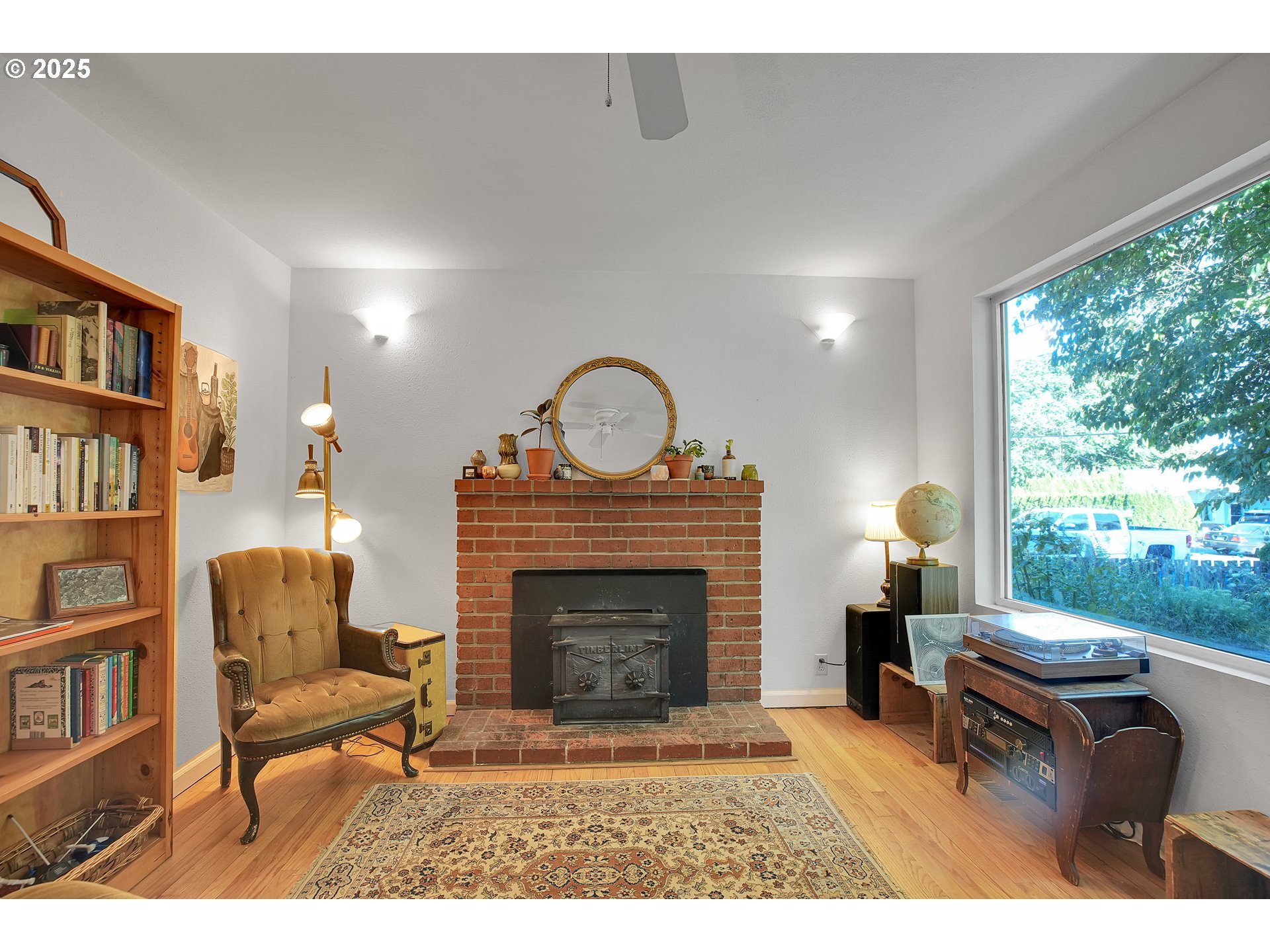 953 G ST