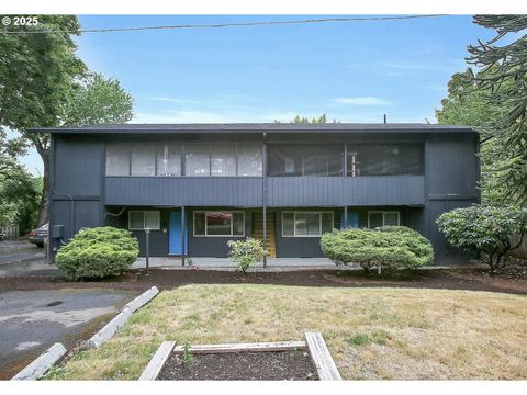 705 SE 27TH AVE Portland OR 97214