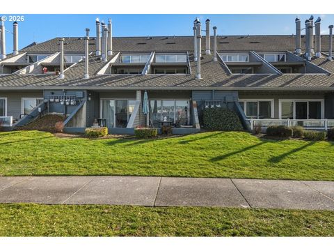 103 N HAYDEN BAY DR 103 Portland OR 97217