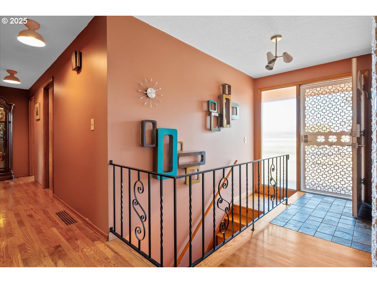 3247 NE 135TH AVE