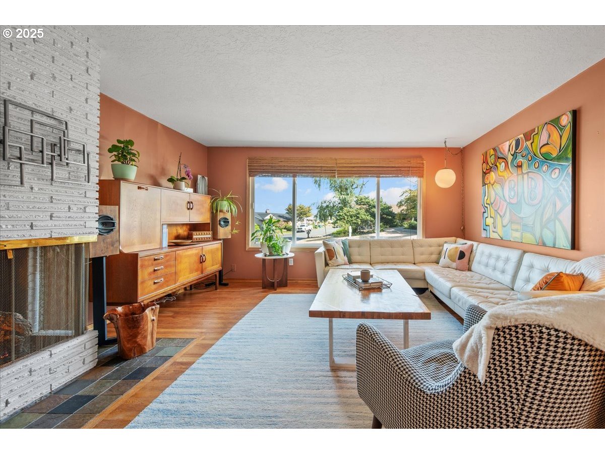 3247 NE 135TH AVE