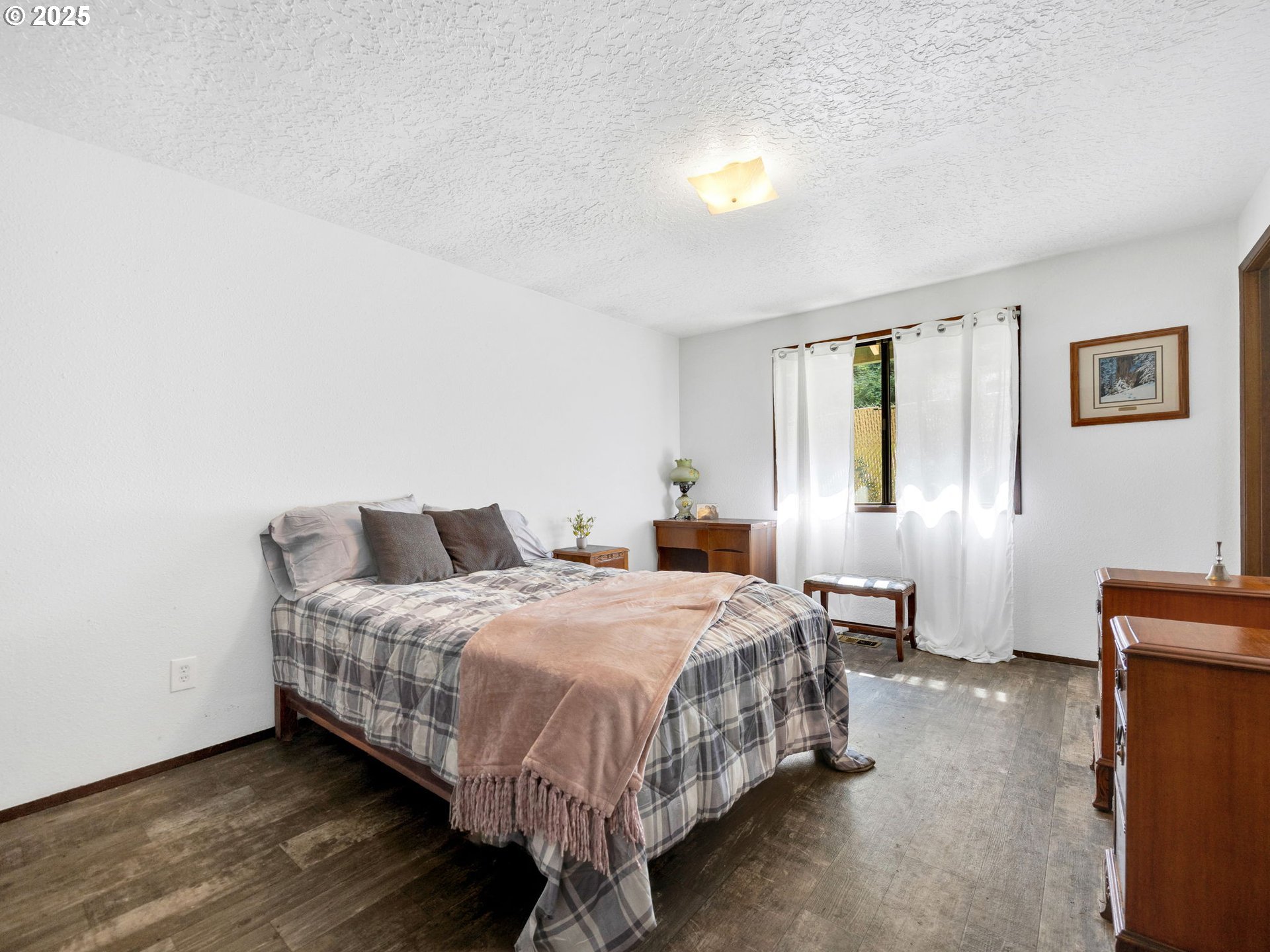 Sandy, Oregon 97055, United States, 3 Bedrooms Bedrooms, ,2 BathroomsBathrooms,Residential,Active,124261