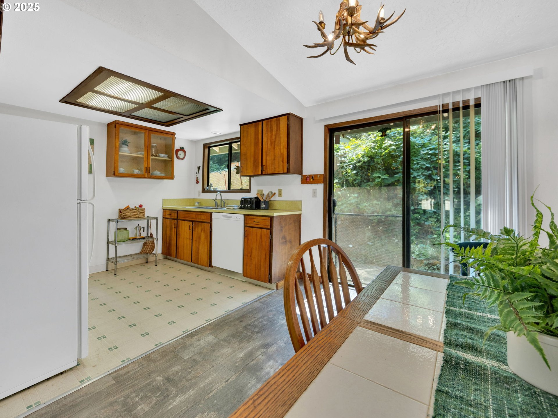 Sandy, Oregon 97055, United States, 3 Bedrooms Bedrooms, ,2 BathroomsBathrooms,Residential,Active,124261