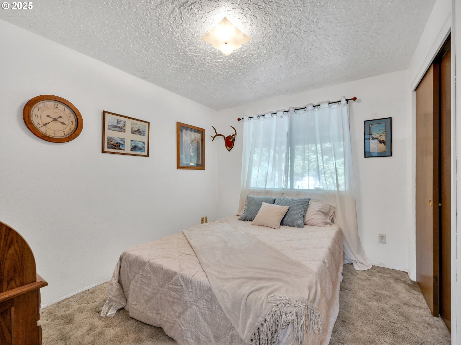 Sandy, Oregon 97055, United States, 3 Bedrooms Bedrooms, ,2 BathroomsBathrooms,Residential,Active,124261