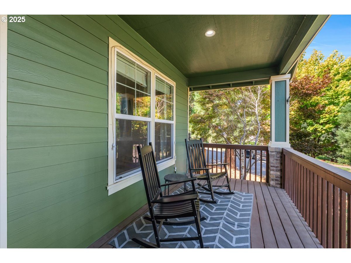 393 STELLERS EAGLE ST NW