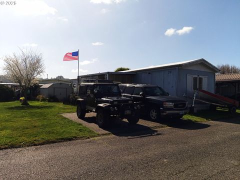 1000 N 8TH ST 20 Reedsport OR 97467