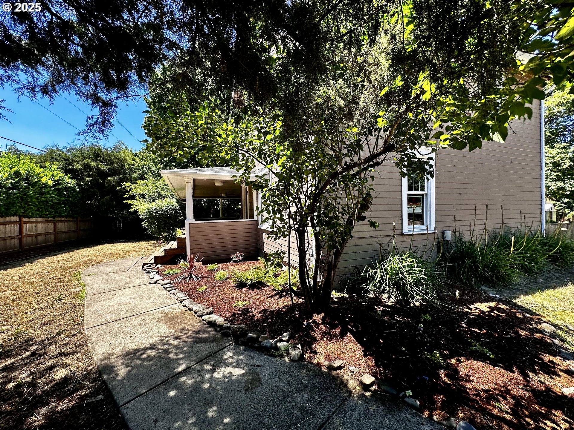 2453 NW HIGHWAY 20