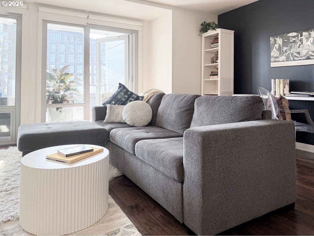 1310 NW NAITO PKWY 509A