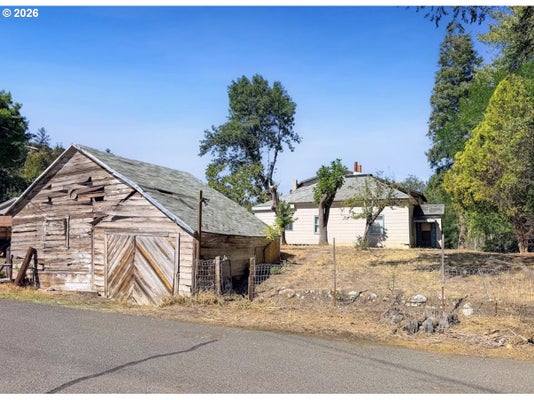 100 W BRIDGE RD, CANYON CITY, OR 97820 - Image 0bb01f84f7050a161e05a8190f2edf5b/31228092