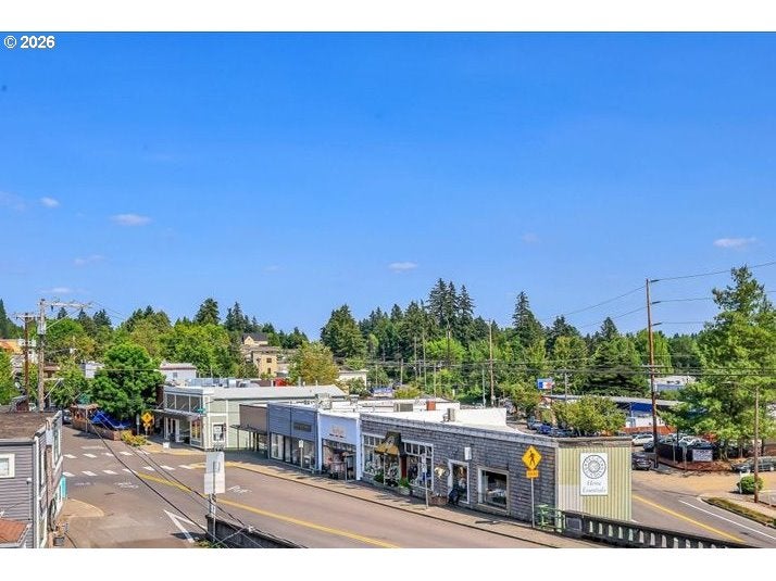 7921 SW Capitol HWY