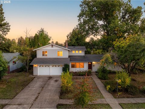 2568 SHARON WAY Eugene OR 97401