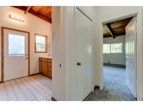 Tiny photo for 83703 N Enterprise Rd, Pleasant Hill, OR 97455 (MLS # 423172068)