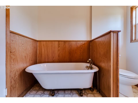 Tiny photo for 83703 N Enterprise Rd, Pleasant Hill, OR 97455 (MLS # 423172068)