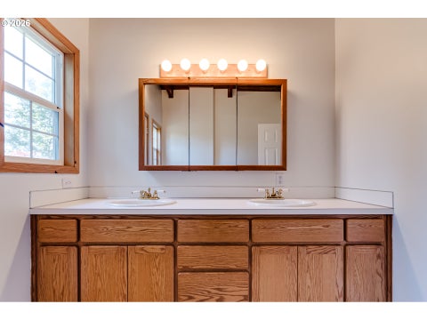 Tiny photo for 83703 N Enterprise Rd, Pleasant Hill, OR 97455 (MLS # 423172068)